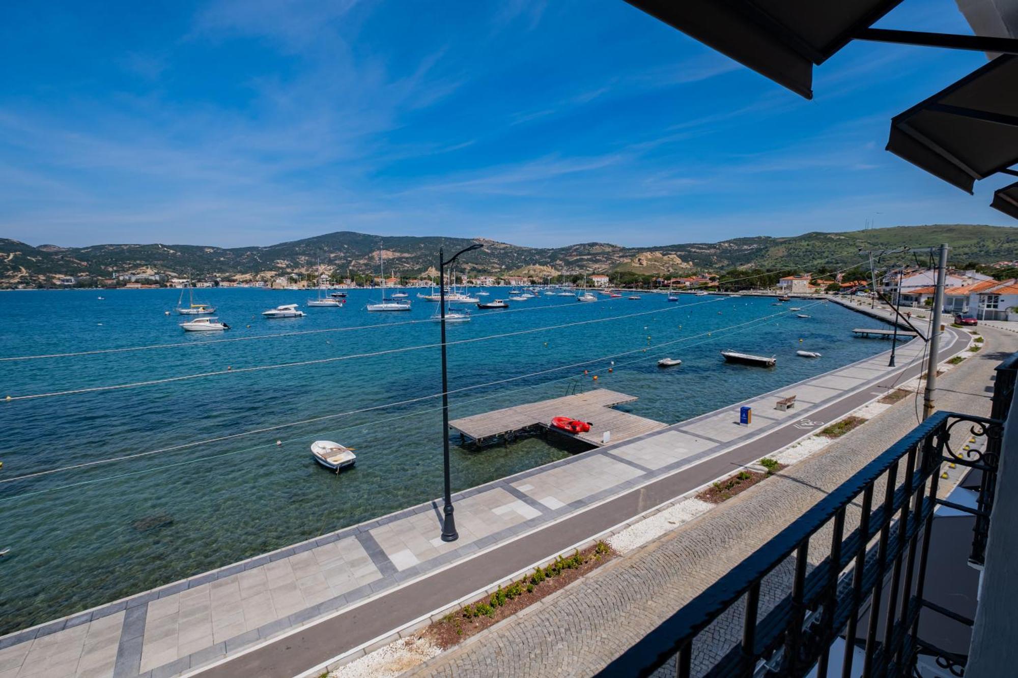 Bd Suites Foça Buitenkant foto