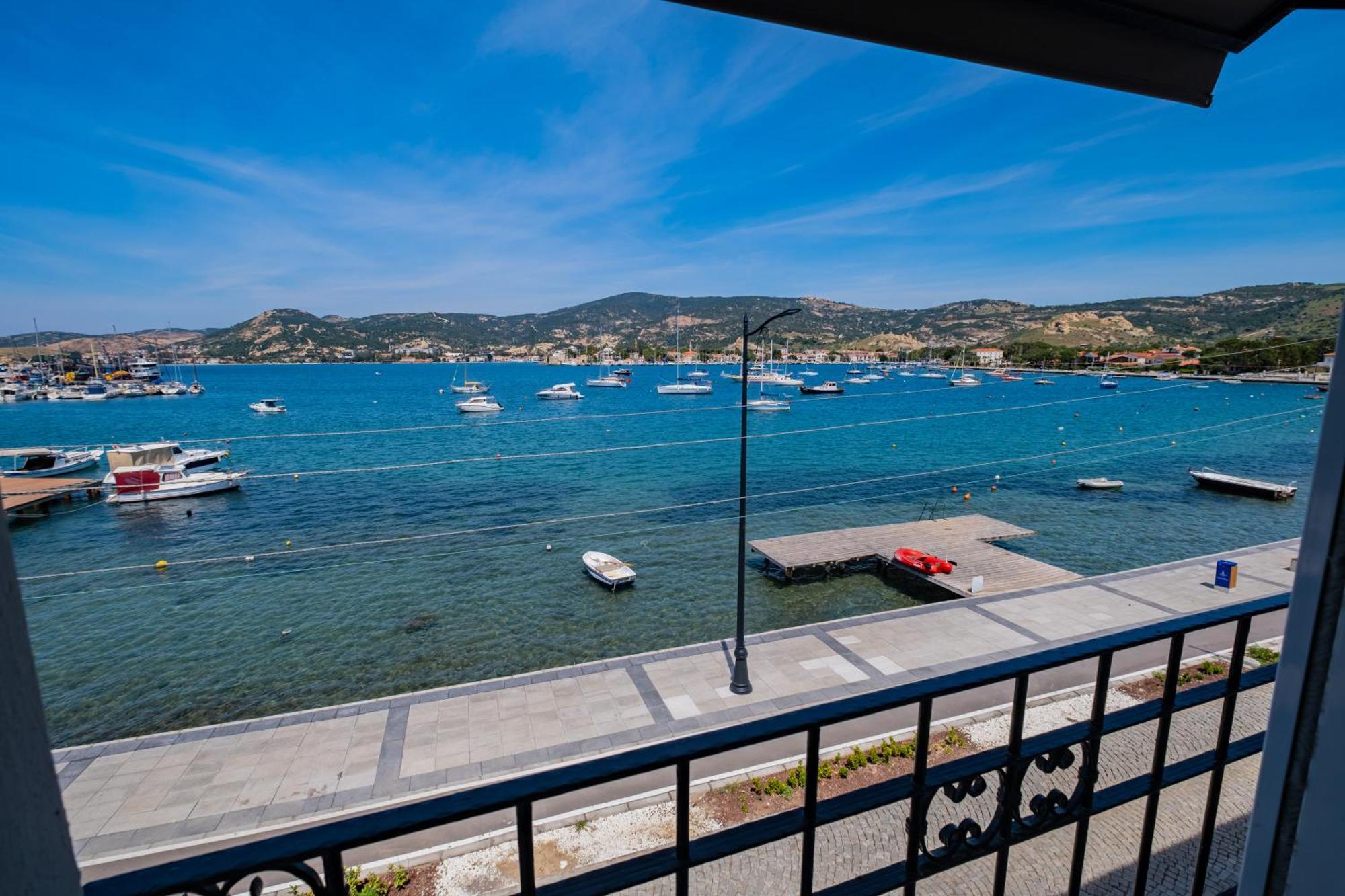 Bd Suites Foça Buitenkant foto