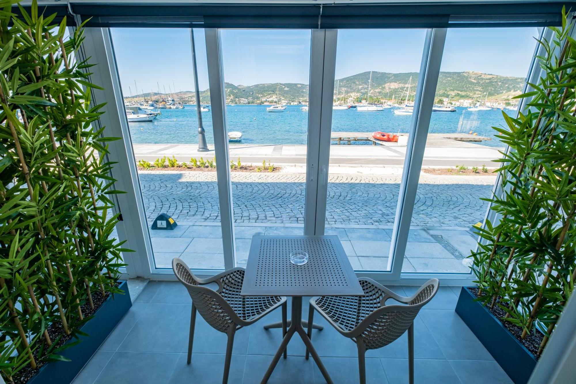 Bd Suites Foça Buitenkant foto